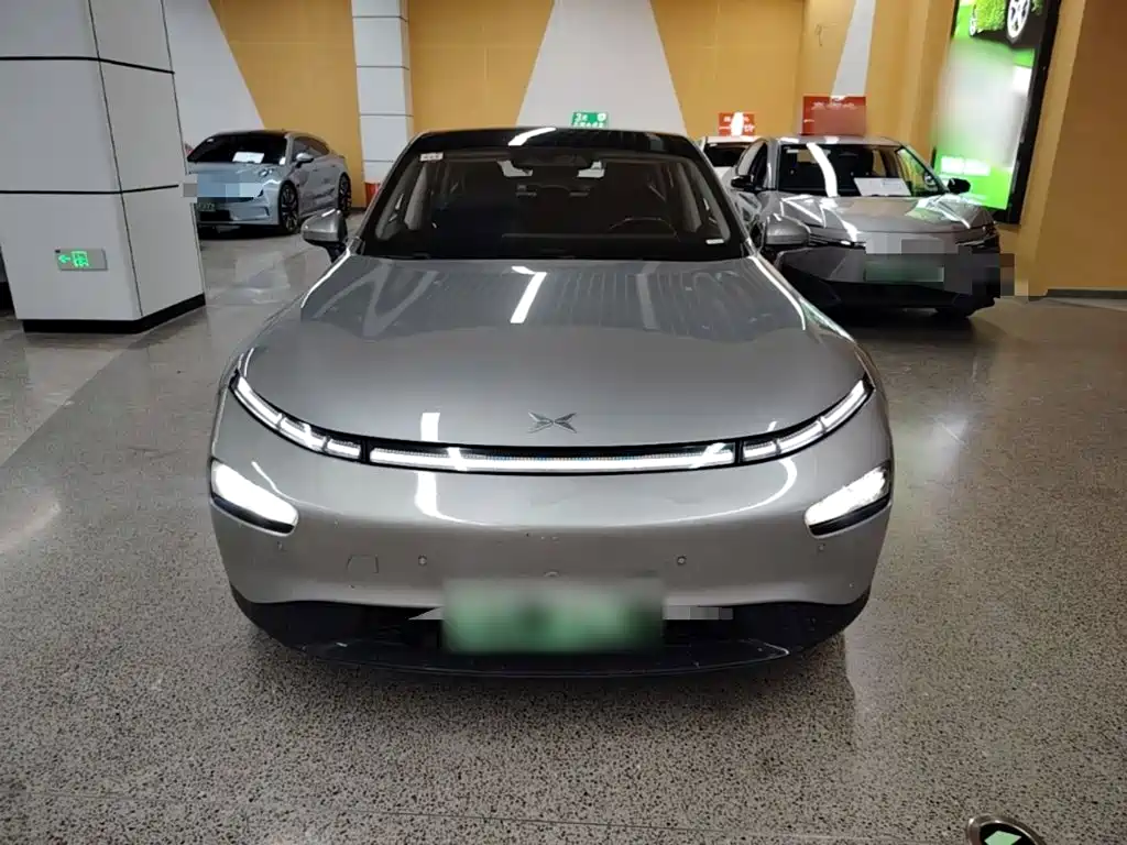 XPeng P7 — миниатюра 3