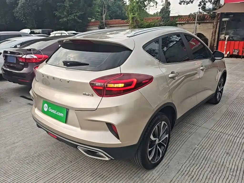 Geely Emgrand GS — миниатюра 7