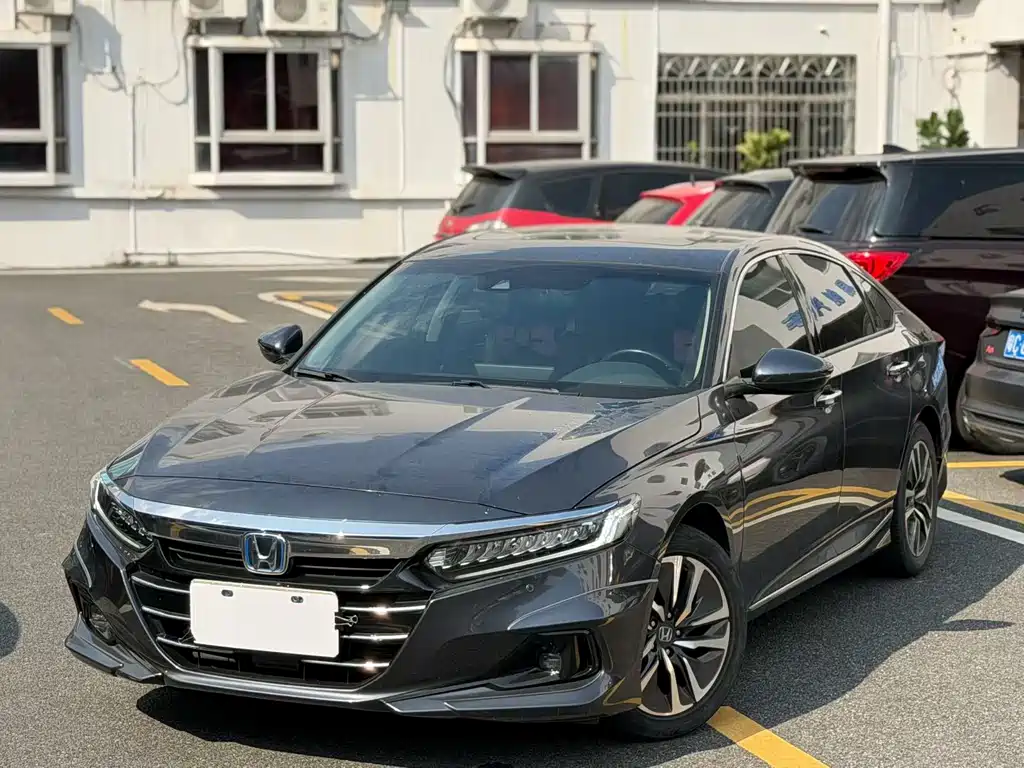 Honda Accord — миниатюра 7