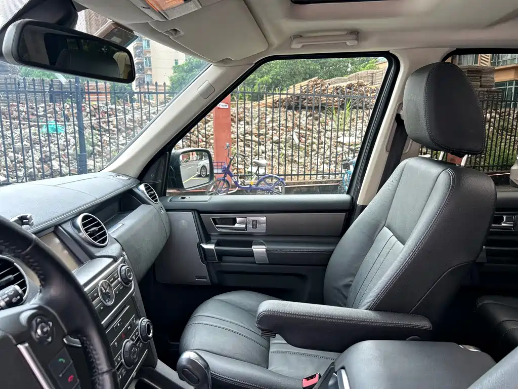 Land Rover Discovery — миниатюра 11