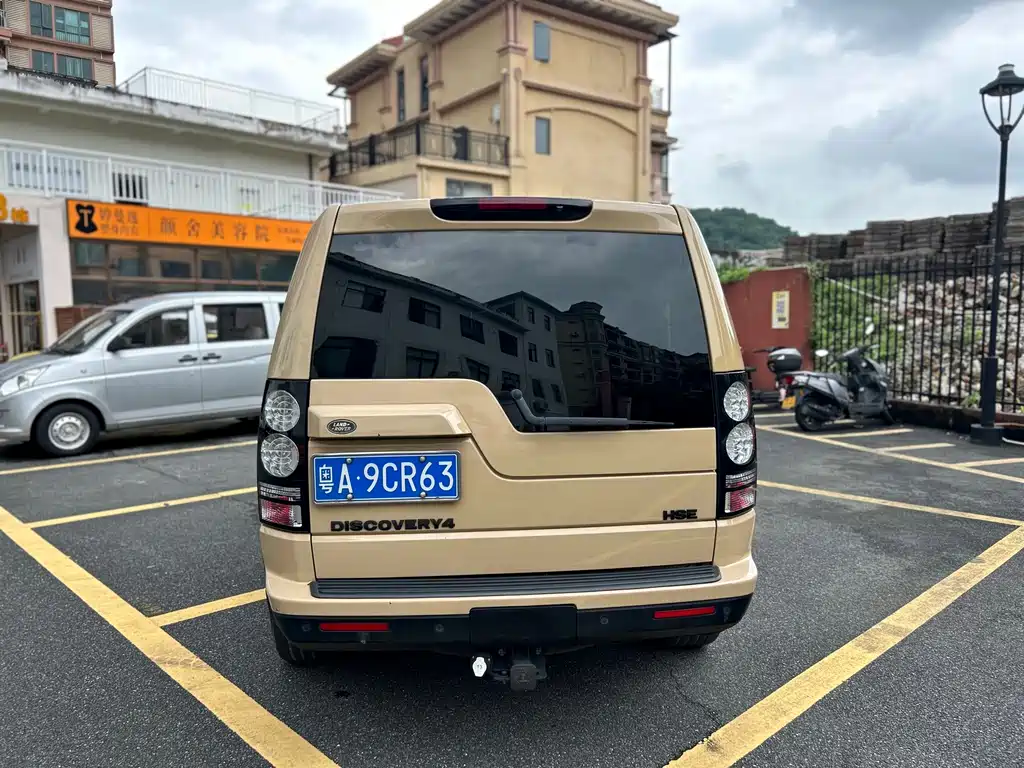 Land Rover Discovery — миниатюра 5