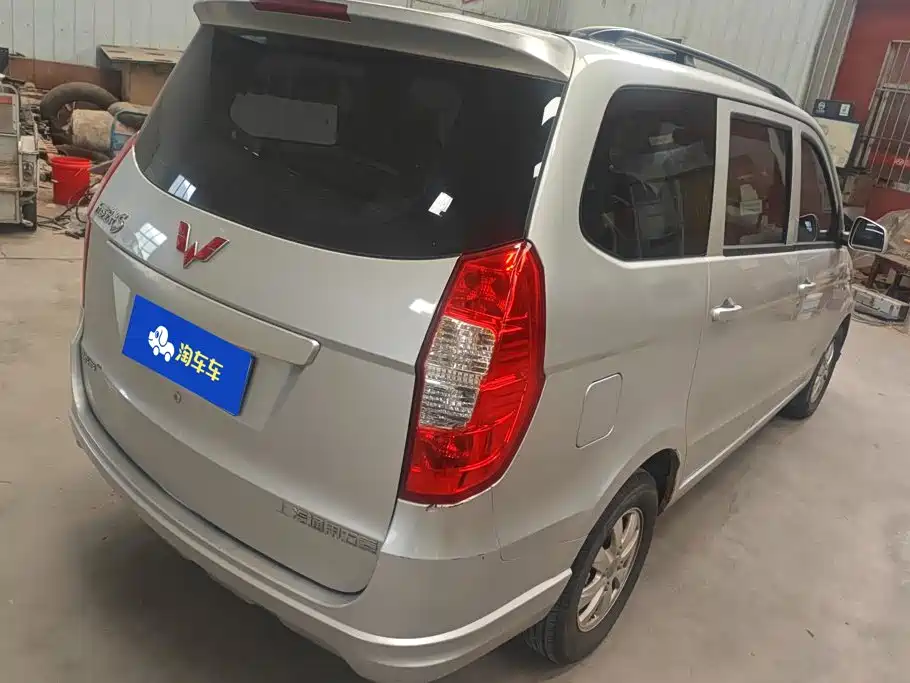 Wuling Hongguang — миниатюра 3