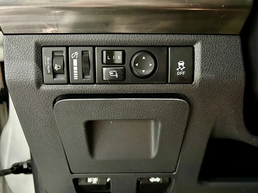 Isuzu D-MAX — миниатюра 14