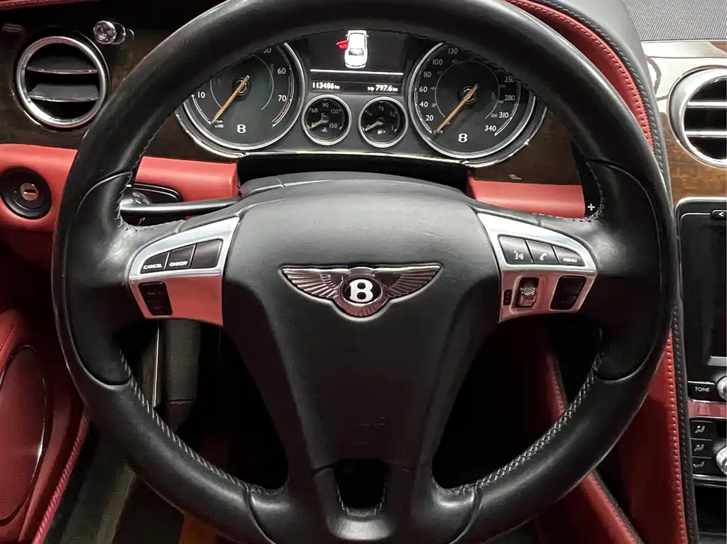 Bentley Flying Spur — миниатюра 13