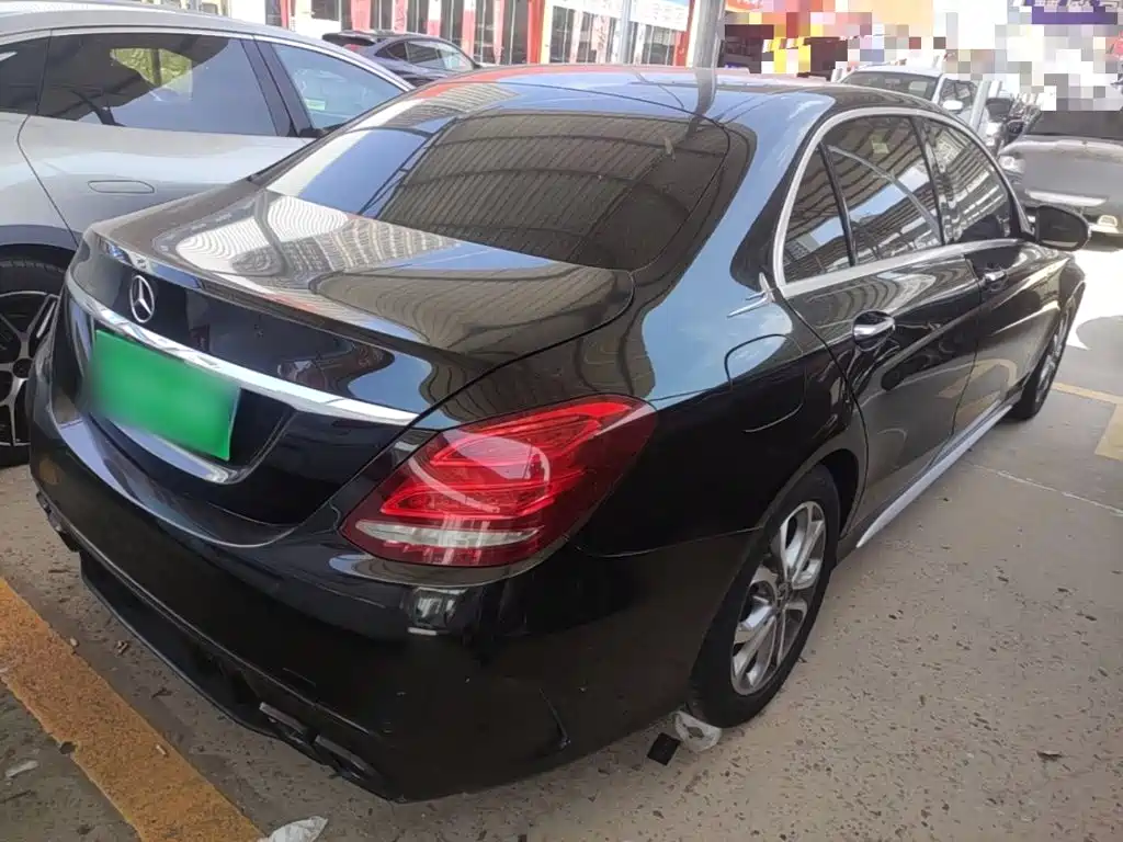 Mercedes-Benz C-Class — миниатюра 7
