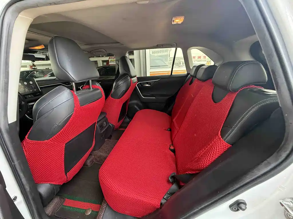 Toyota Wildlander 2020 2.0L CVT Luxury