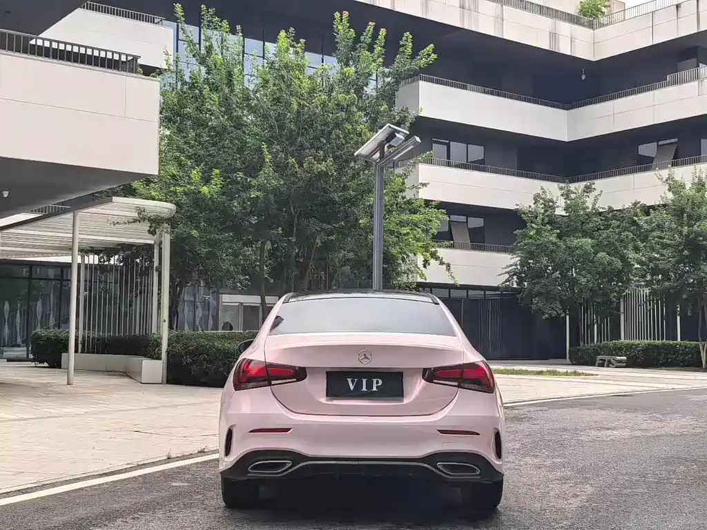 Mercedes-Benz A-Class — миниатюра 8