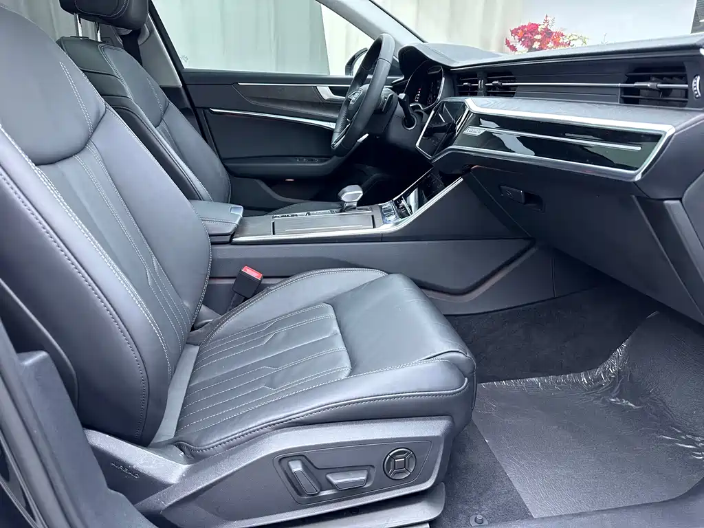 Audi A6L — миниатюра 9