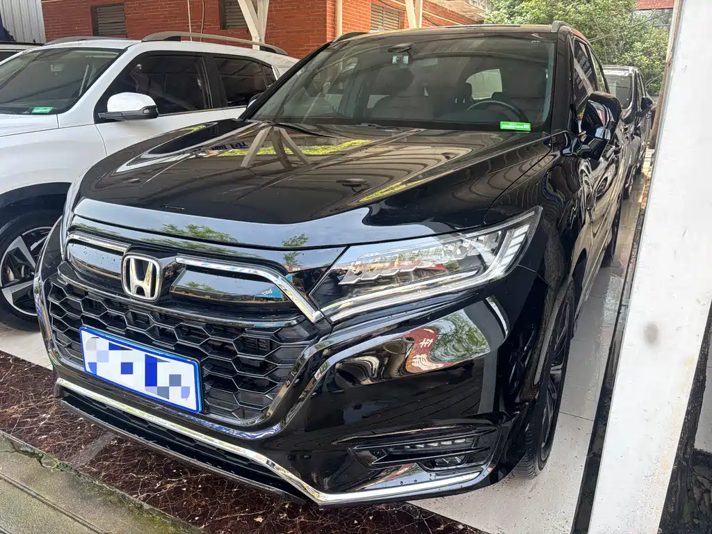 Купить Honda UR-V