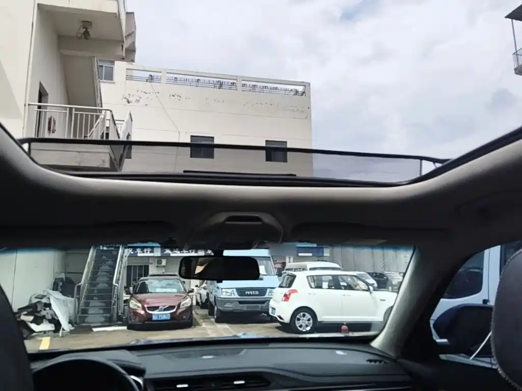 Geely Boyue — миниатюра 16