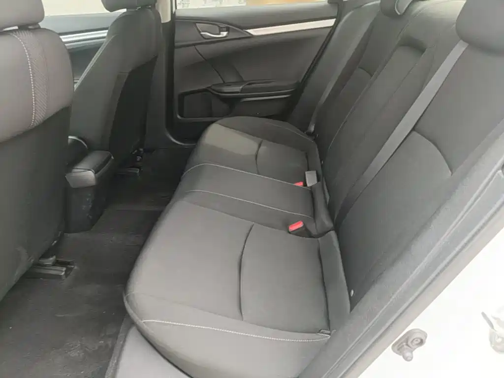 Honda Civic — миниатюра 17