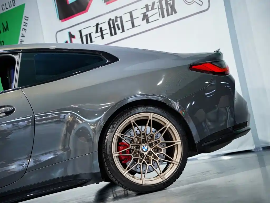 BMW M4 — миниатюра 5