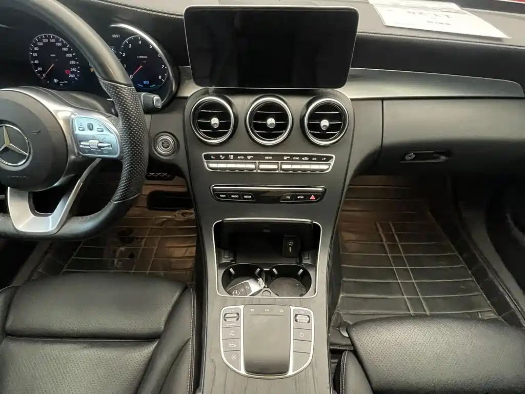 Mercedes-Benz C-Class — миниатюра 14