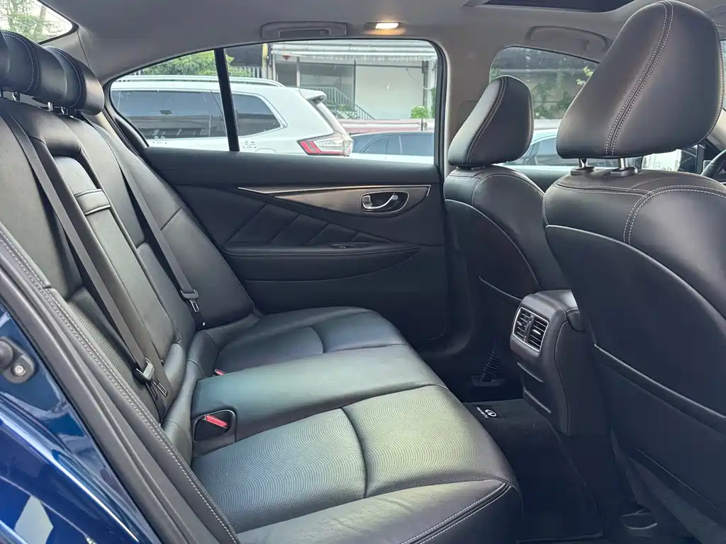 Infiniti Q50L — миниатюра 16