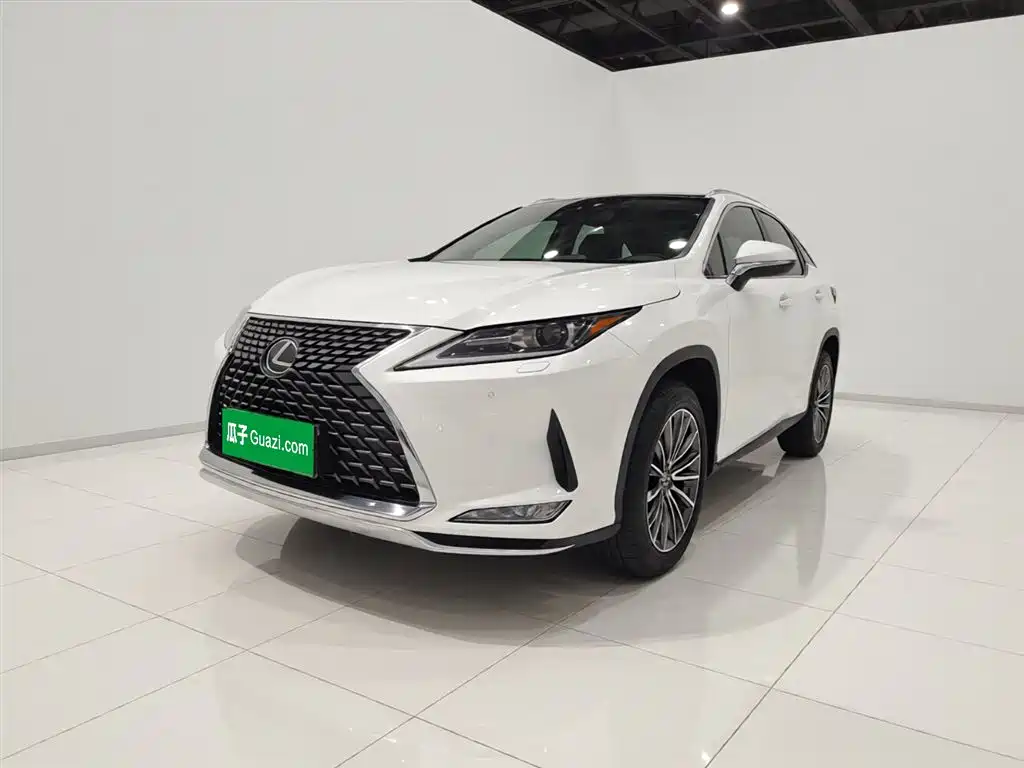 Lexus RX 2022
