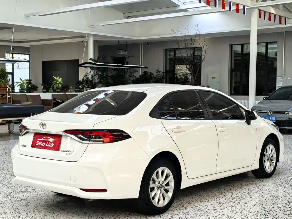 Toyota Corolla — миниатюра 5
