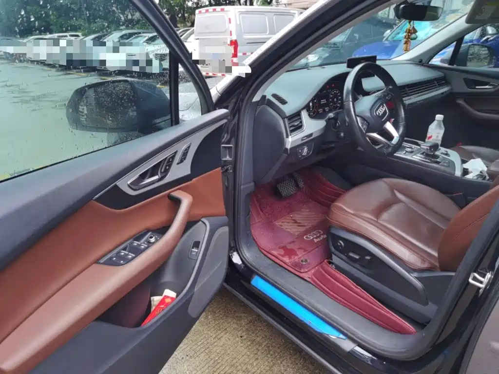 Audi Q7 — миниатюра 17