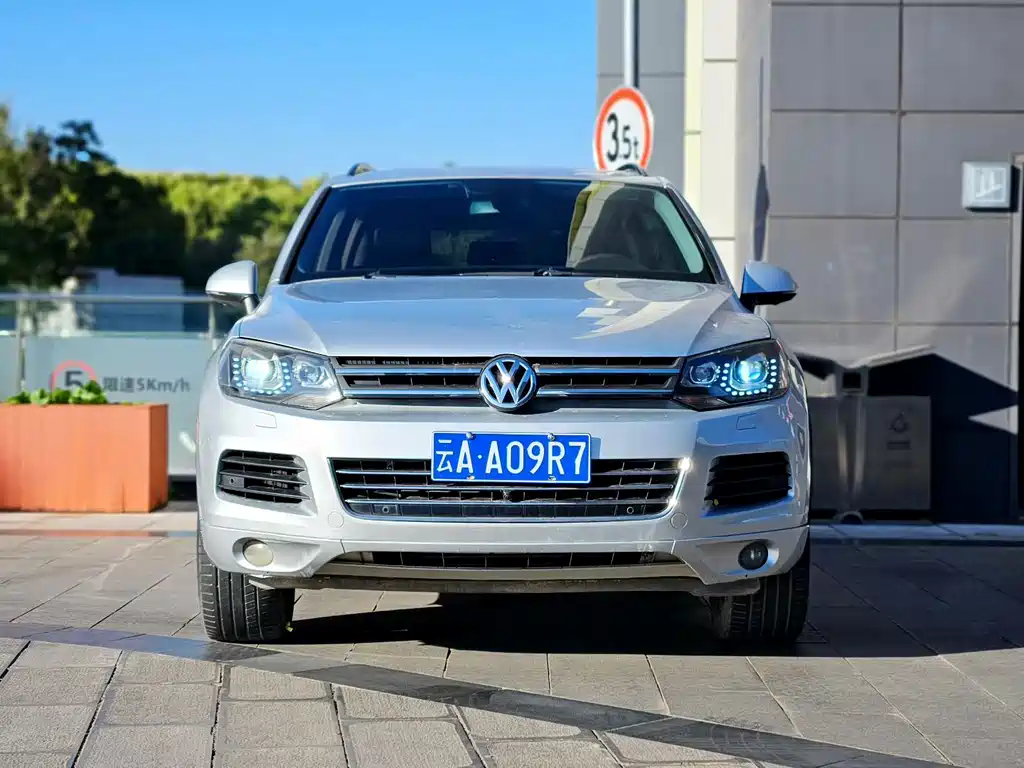 Volkswagen Touareg — миниатюра 2