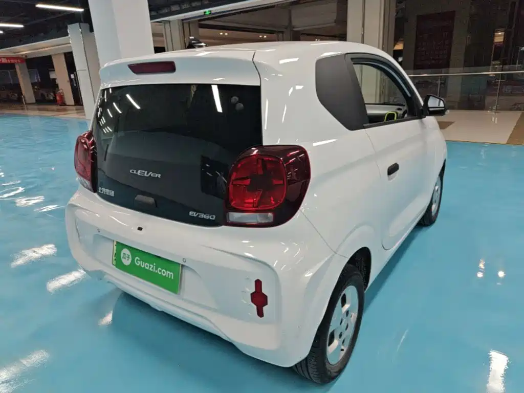 Roewe Clever — миниатюра 7
