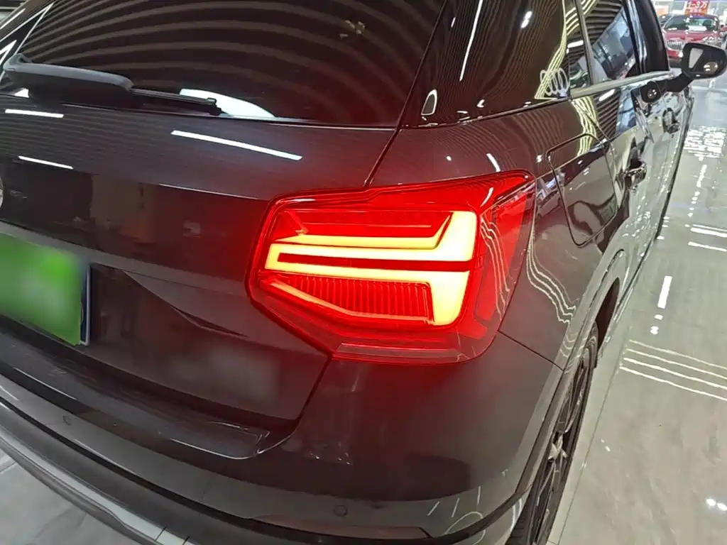 Audi Q2L — миниатюра 8