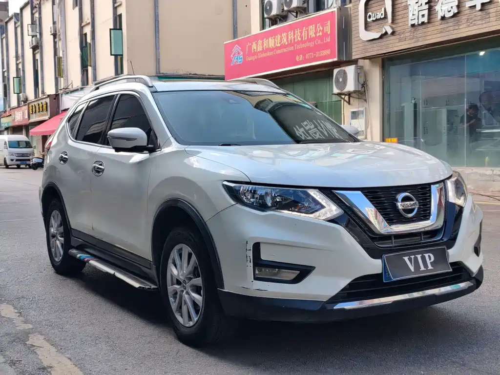 Nissan X-Trail — миниатюра 3