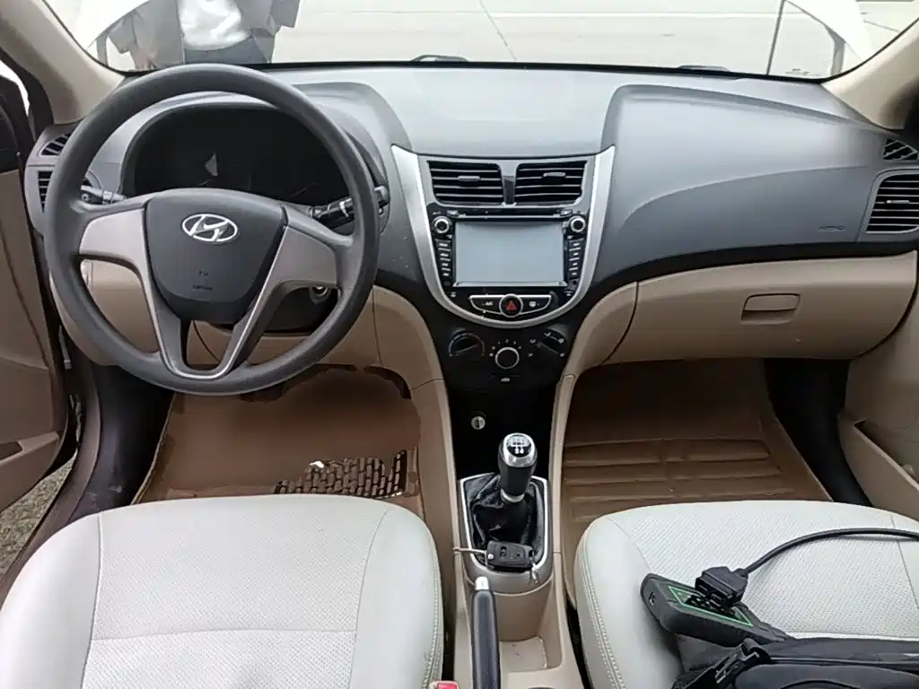 Hyundai Verna — миниатюра 10