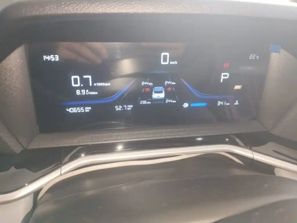 Geely Binyue — миниатюра 7