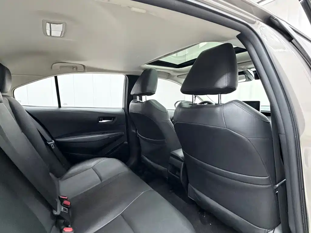 Toyota Corolla — миниатюра 19