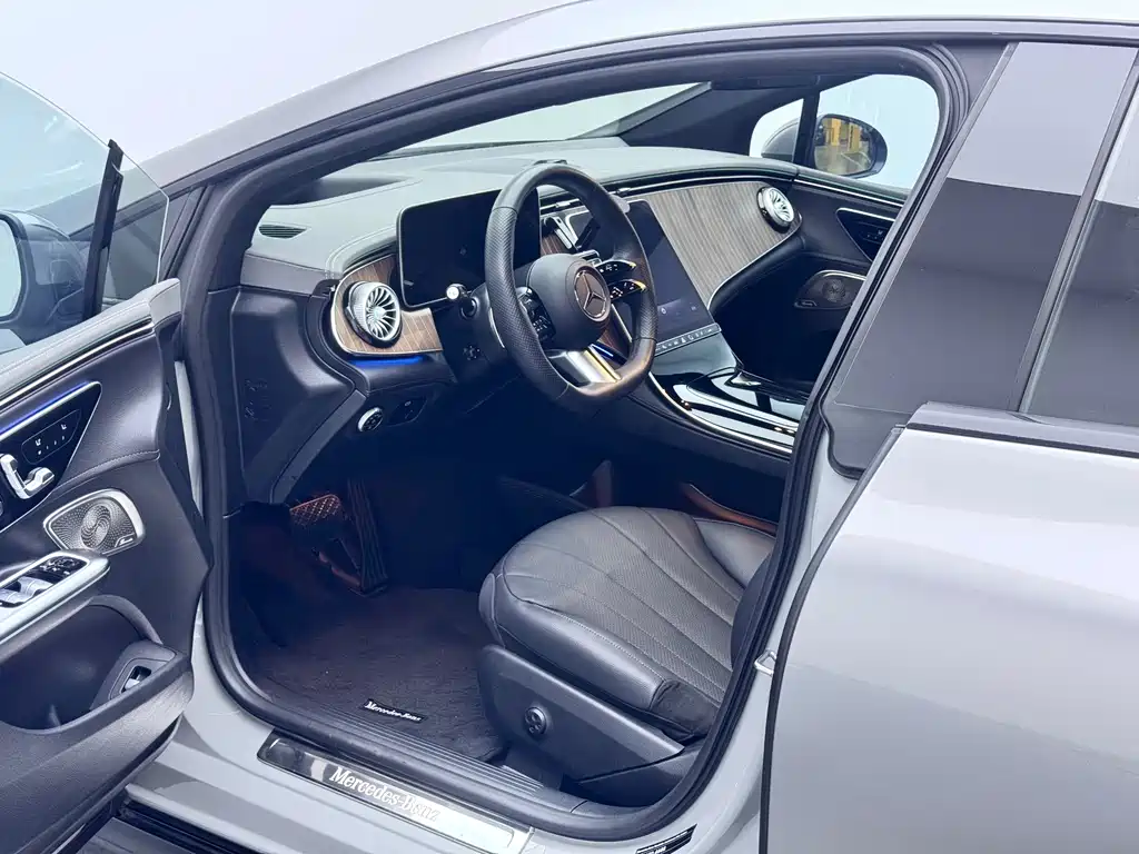 Mercedes-Benz EQE — миниатюра 7