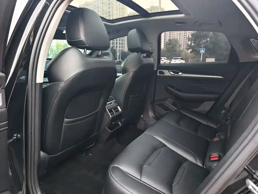 Geely Xingrui — миниатюра 10