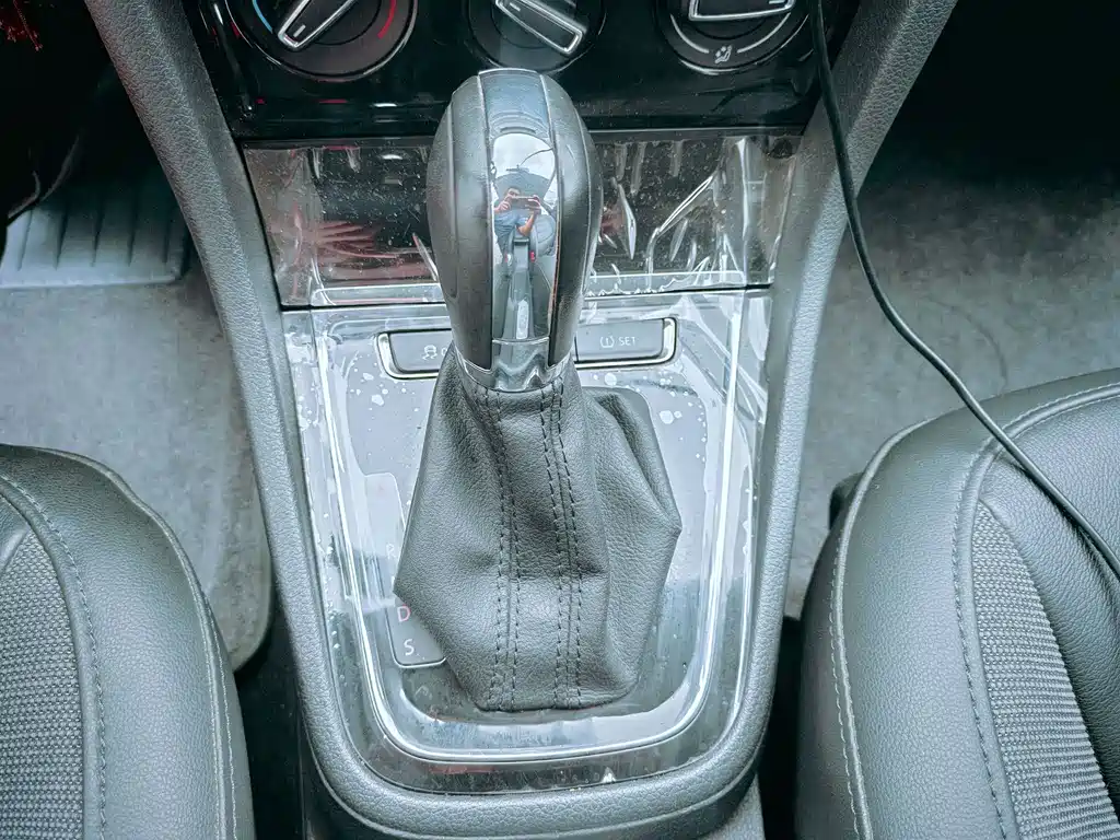 Volkswagen Bora — миниатюра 9