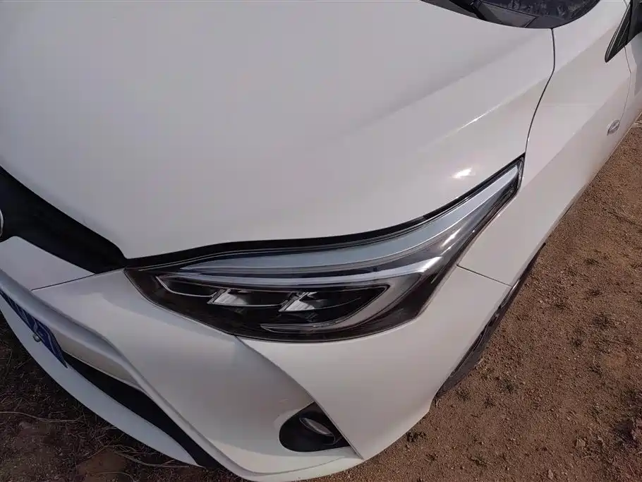 TOYOTA YARIS L TO ENJOY