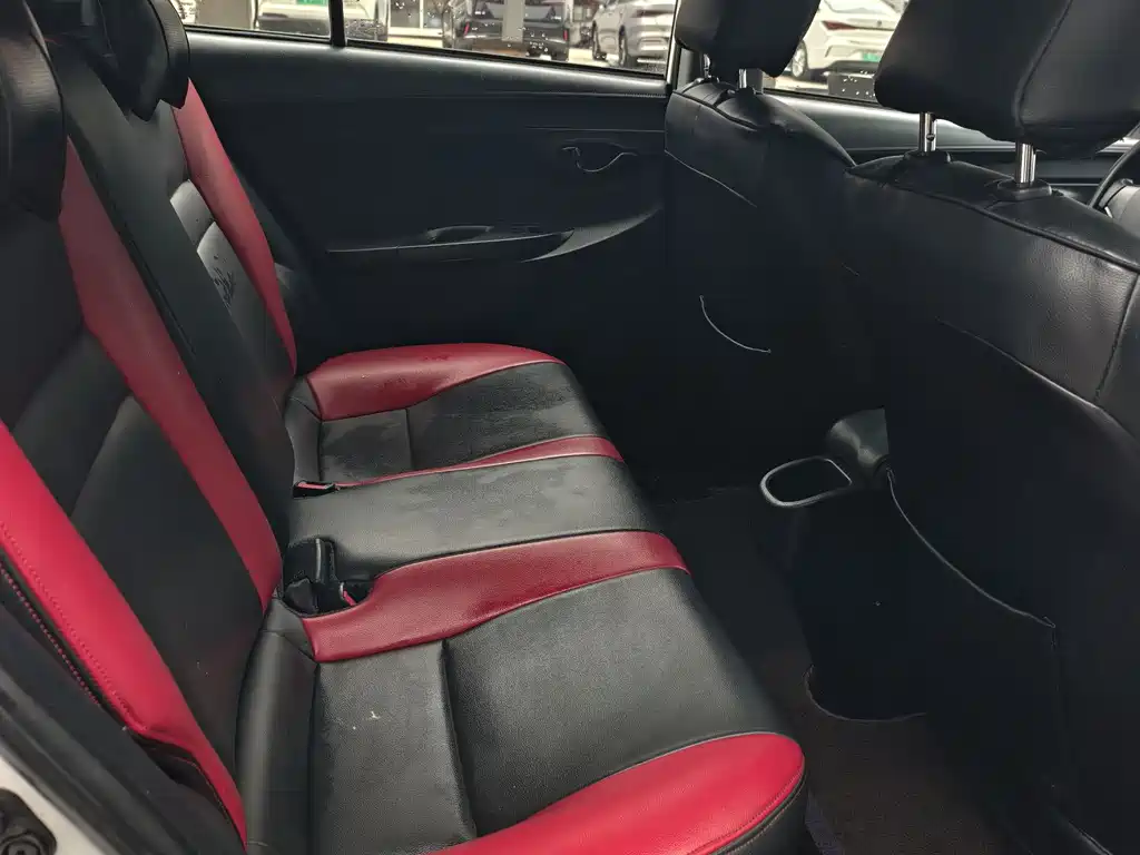 TOYOTA YARIS L ZHIXUAN