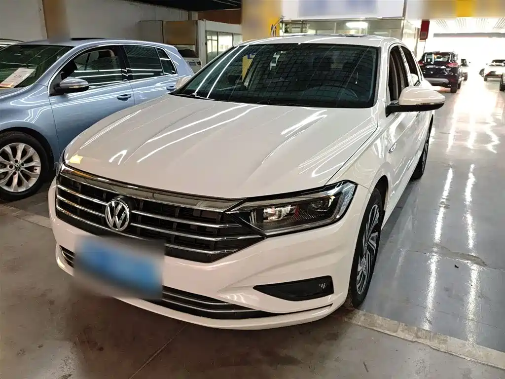 Volkswagen Sagitar 2021