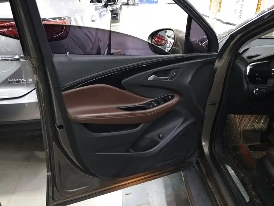 Buick Envision Plus — миниатюра 7