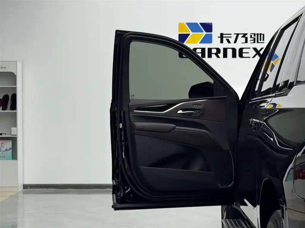 Cadillac Escalade 2024 3.0T Sport Platinum Long Wheelbase