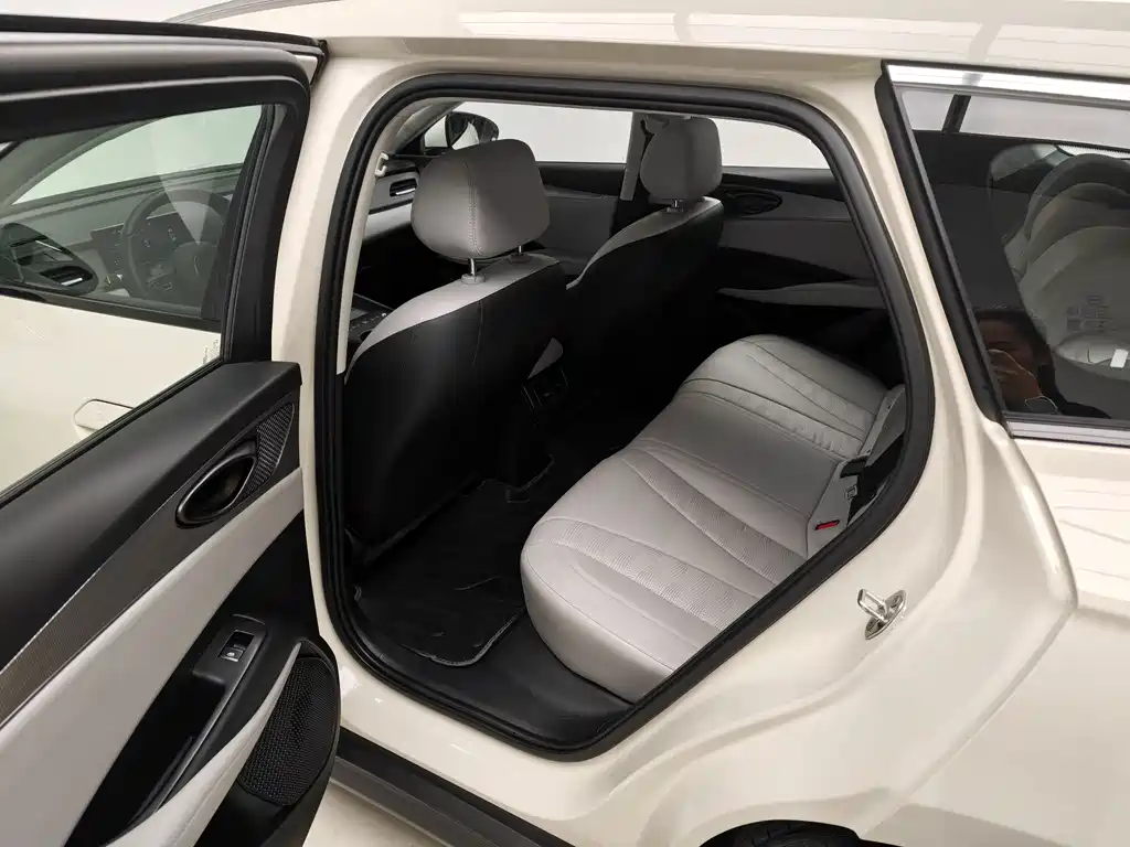 BYD Seals 06 DM-i версия для путешествий — миниатюра 17