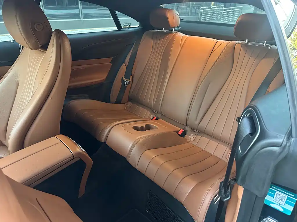 Mercedes-Benz E-Class (Import) — миниатюра 10