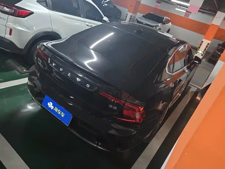 Volvo S90 — миниатюра 3