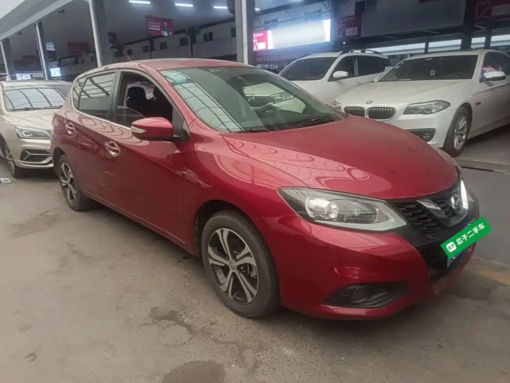Nissan Tiida — миниатюра 4