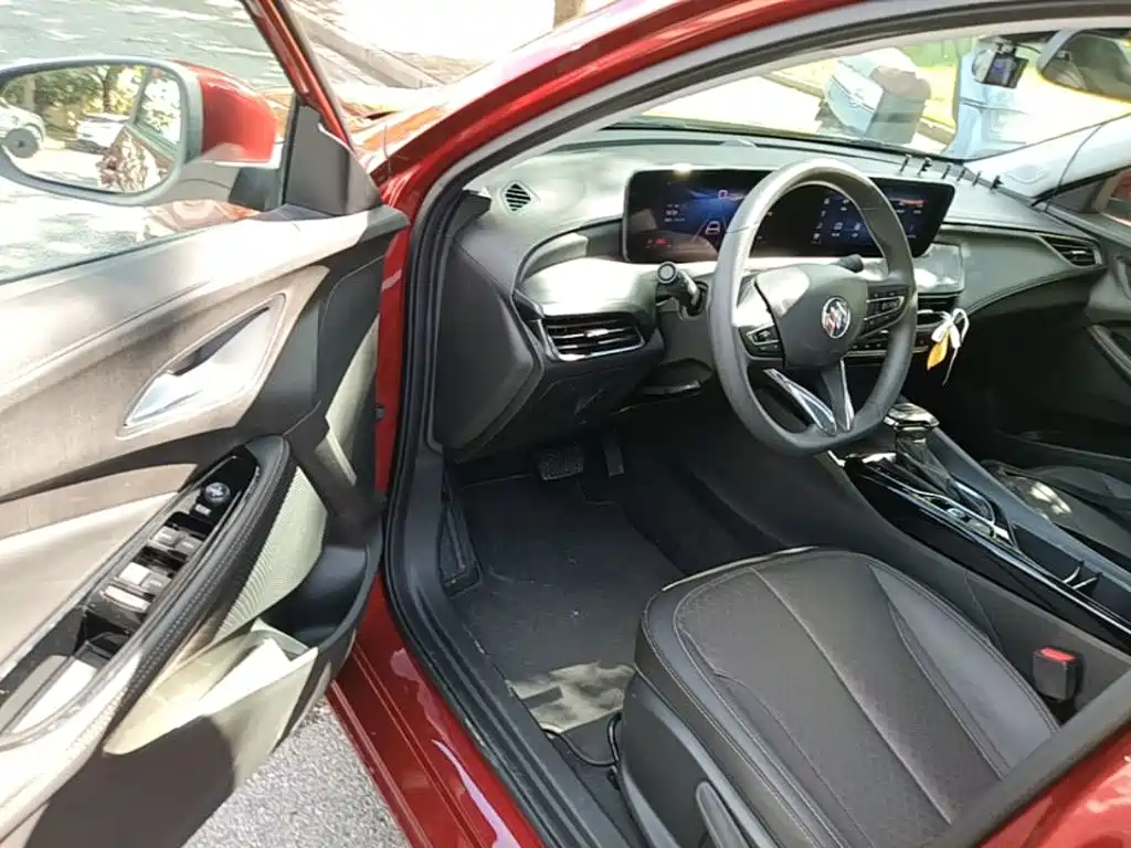 Buick Verano — миниатюра 16