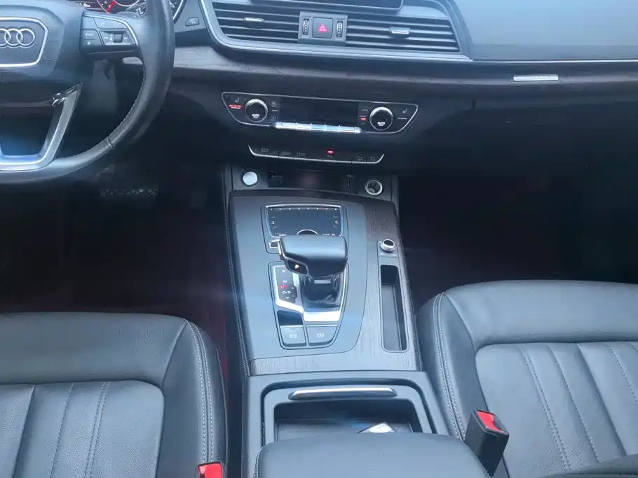 Audi Q5L — миниатюра 16