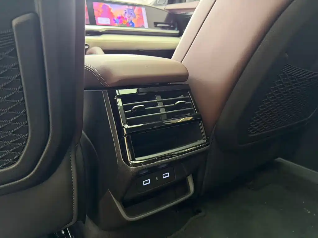 Geely Xingyue L — миниатюра 11