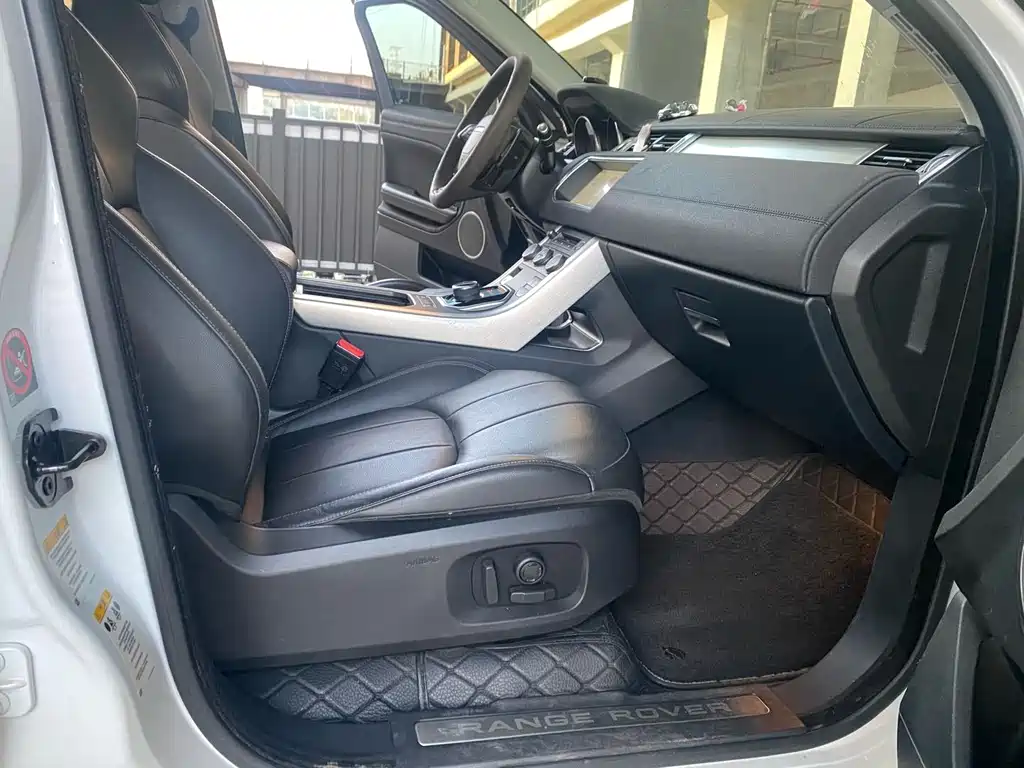 Land Rover Evoque — миниатюра 11