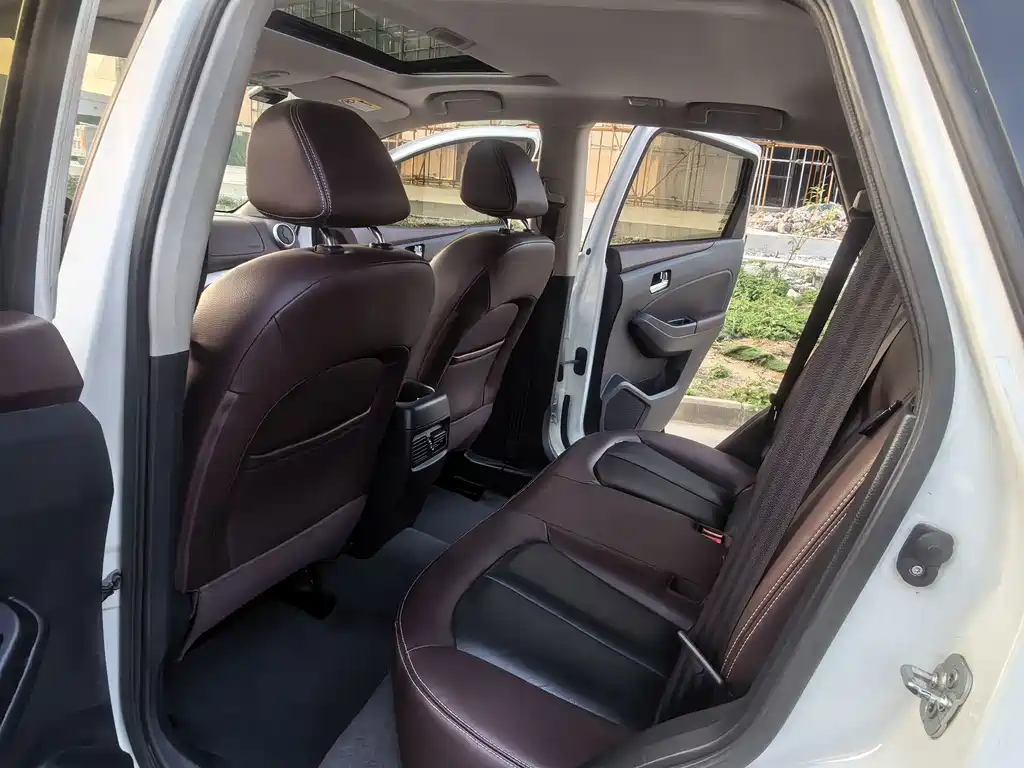 Venucia T70X — миниатюра 12