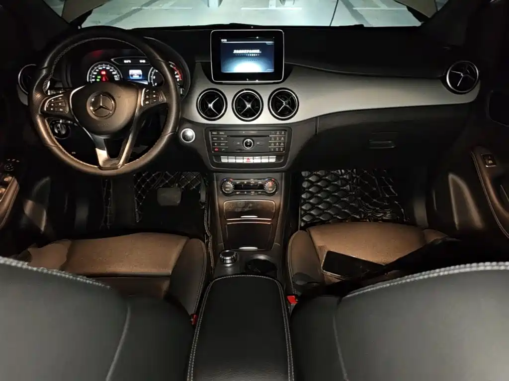 Mercedes-Benz B-Class — миниатюра 10