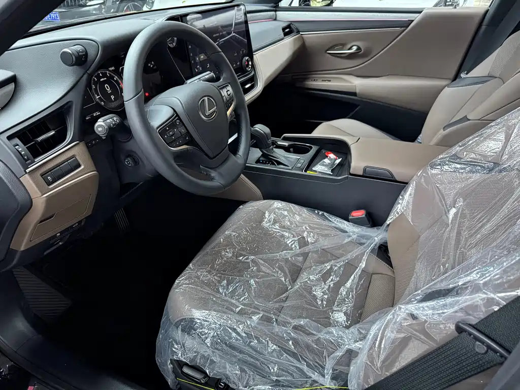 Lexus ES 2025 200 Premium