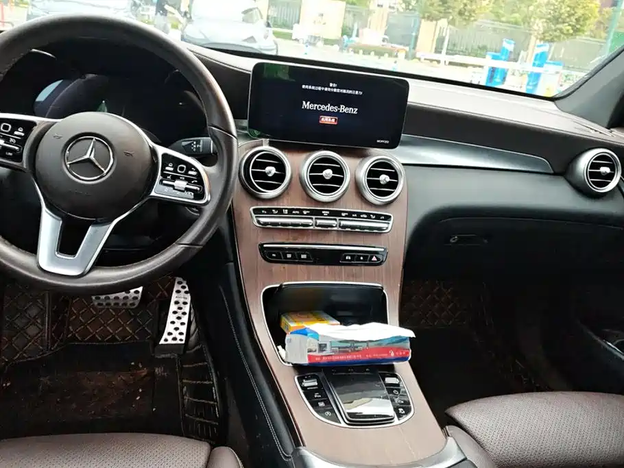 Mercedes-Benz GLC — миниатюра 12