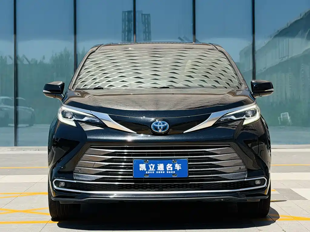 Toyota Sienna 2021 2.5L Luxury