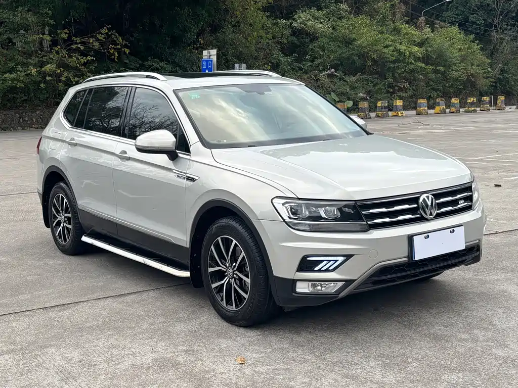 Volkswagen Tiguan L — миниатюра 3